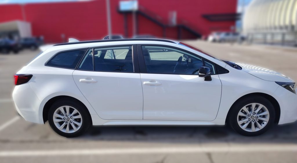 blur toyota1crop