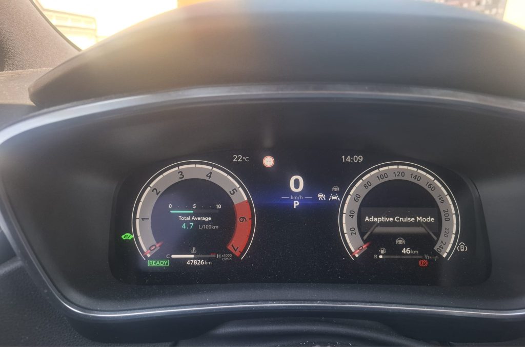 apex driving toyota2 unutrašnjost auta najam vozila